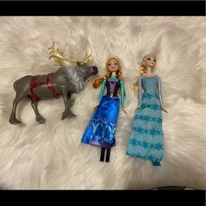 Disney’s Frozen Dolls!!